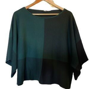 EILEEN FISHER Green/Black Plaid Oversized Cropped Pullover Sweater - Medium